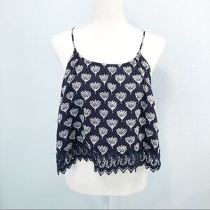 BB Dakota navy crop tank